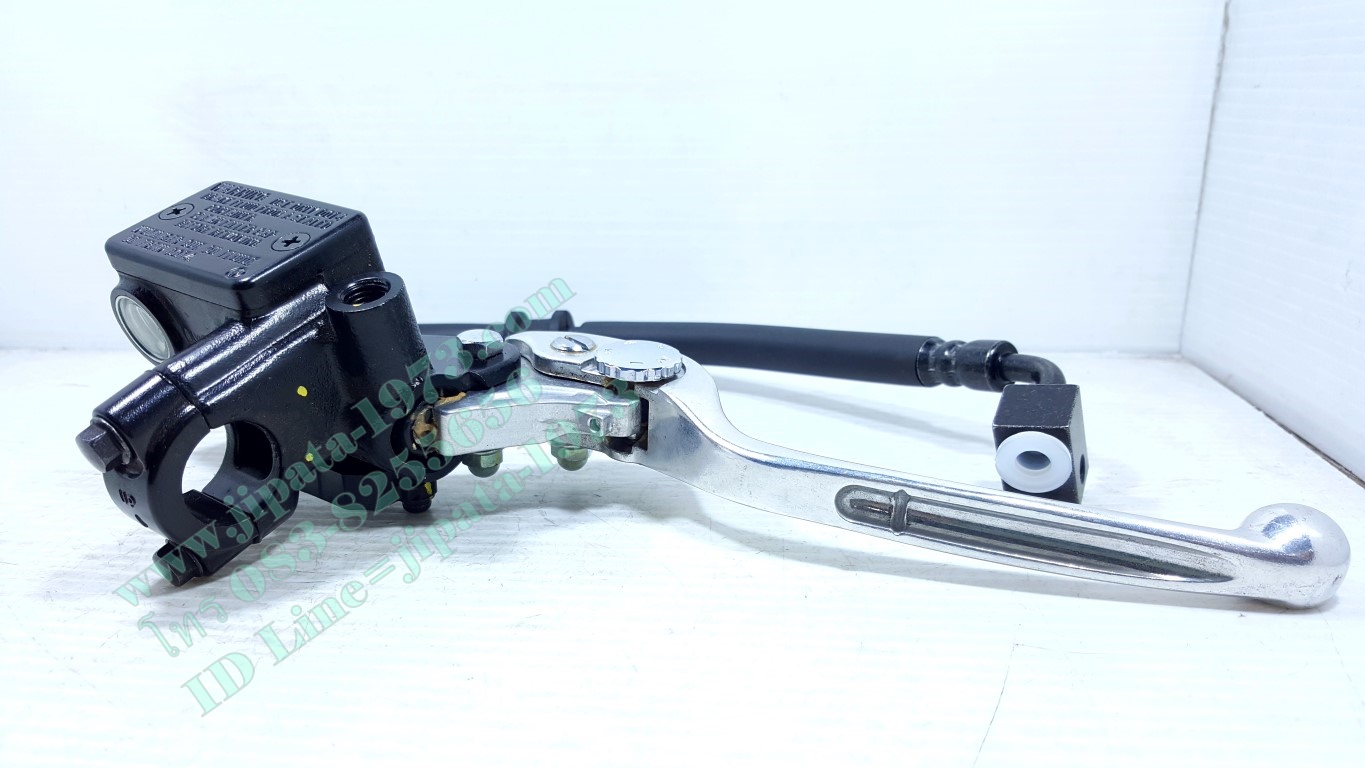 (Honda) แม่ปั๊มเบรคหน้าตัวบน honda CBR 500 แท้