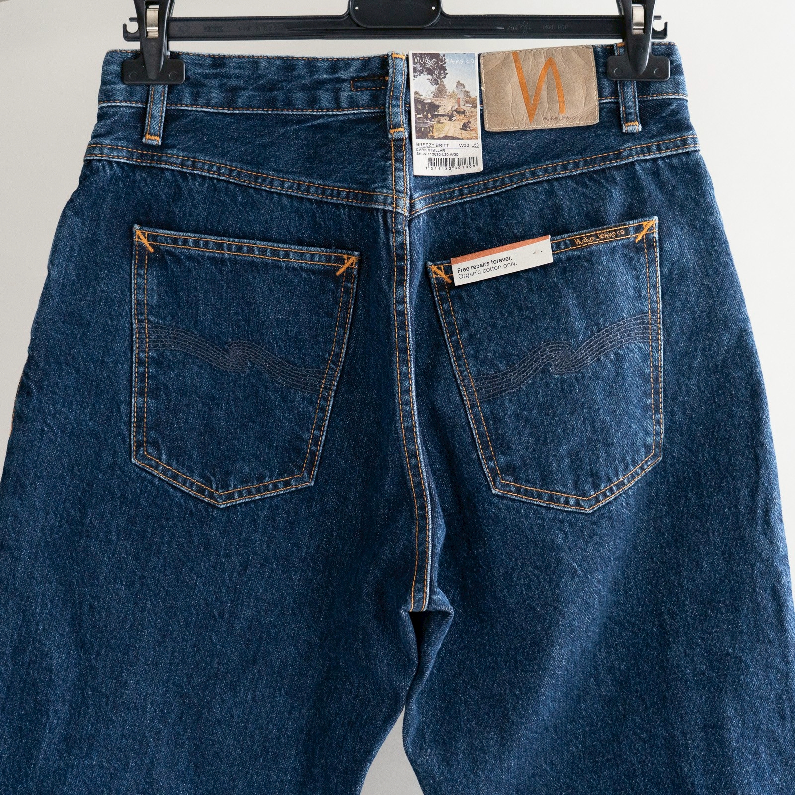 Breezy Britt – Dark Stellar