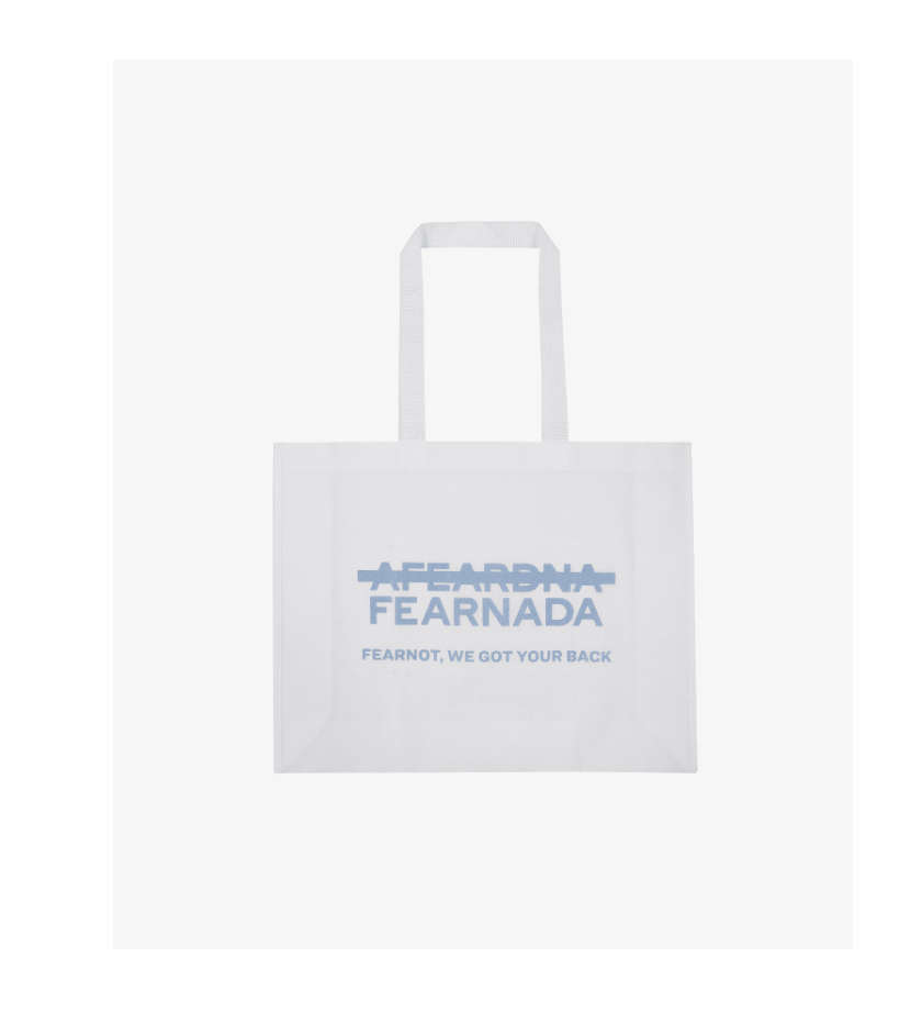 LE SSERAFIM -Shopper Bag