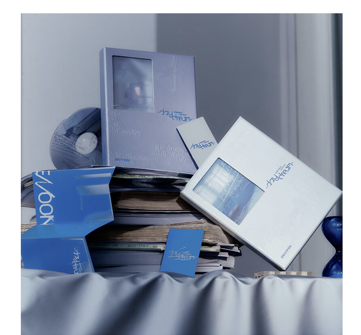 Enhypen -ROMANCE : UNTOLD -daydream- แบบ ครบ set - แบบได้ของแถมเพิ่ม จาก aladin - ส่ง เครืองบิน