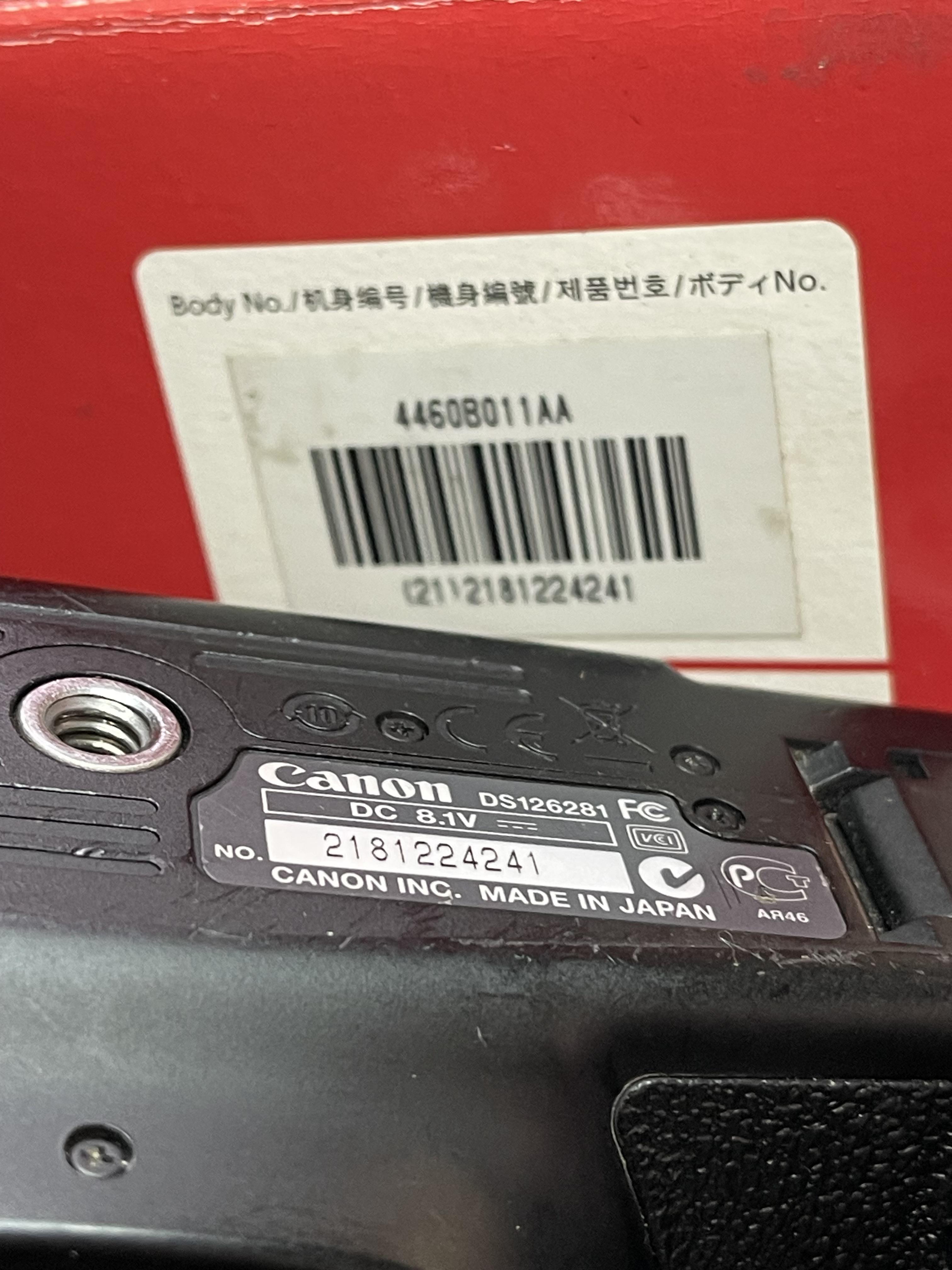 กล้อง Canon 60d พร้อมเลนส์ 18-55mm IS อดีดประกันศูนย์ไทย(ฝากขายราคาพิเศษ)