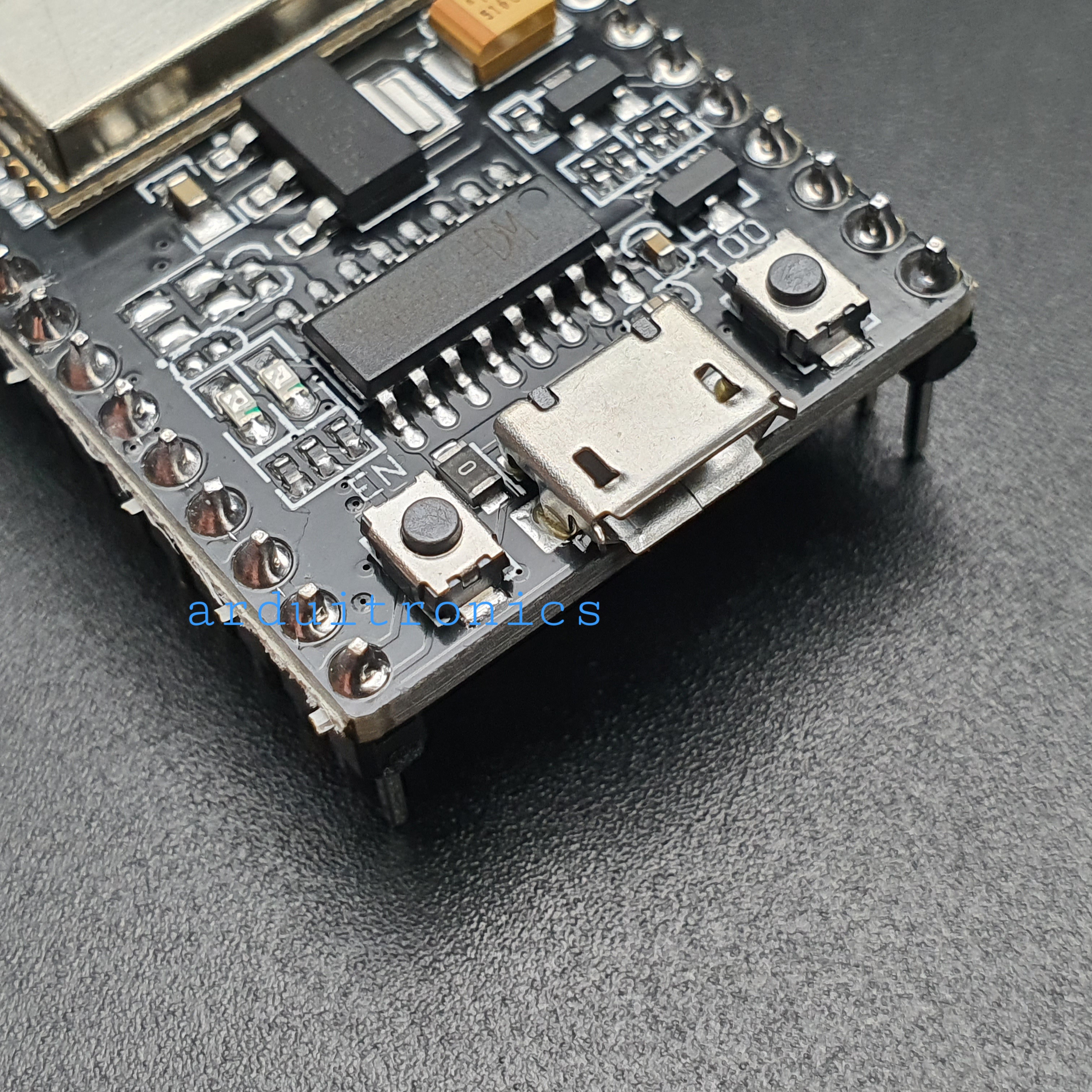 ESP32 NodeMCU ESP32-WROVER-IE Wi-Fi and Bluetooth Module [มีขั้วต่อสายอากาศแบบ IPEX Antenna] 38 pin