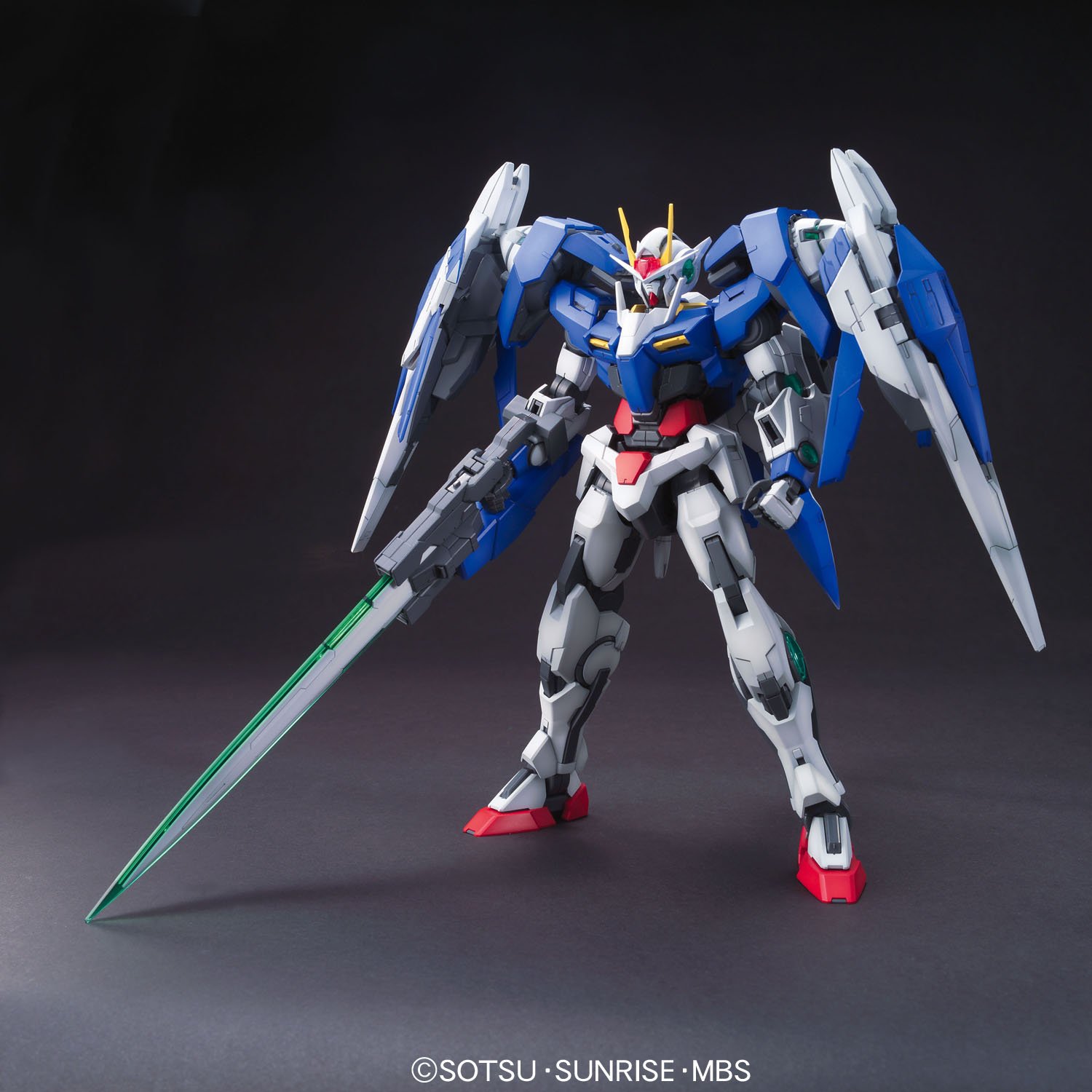 HG 1/144 GN-0000+GNR-010 00 Raiser + GN Sword III