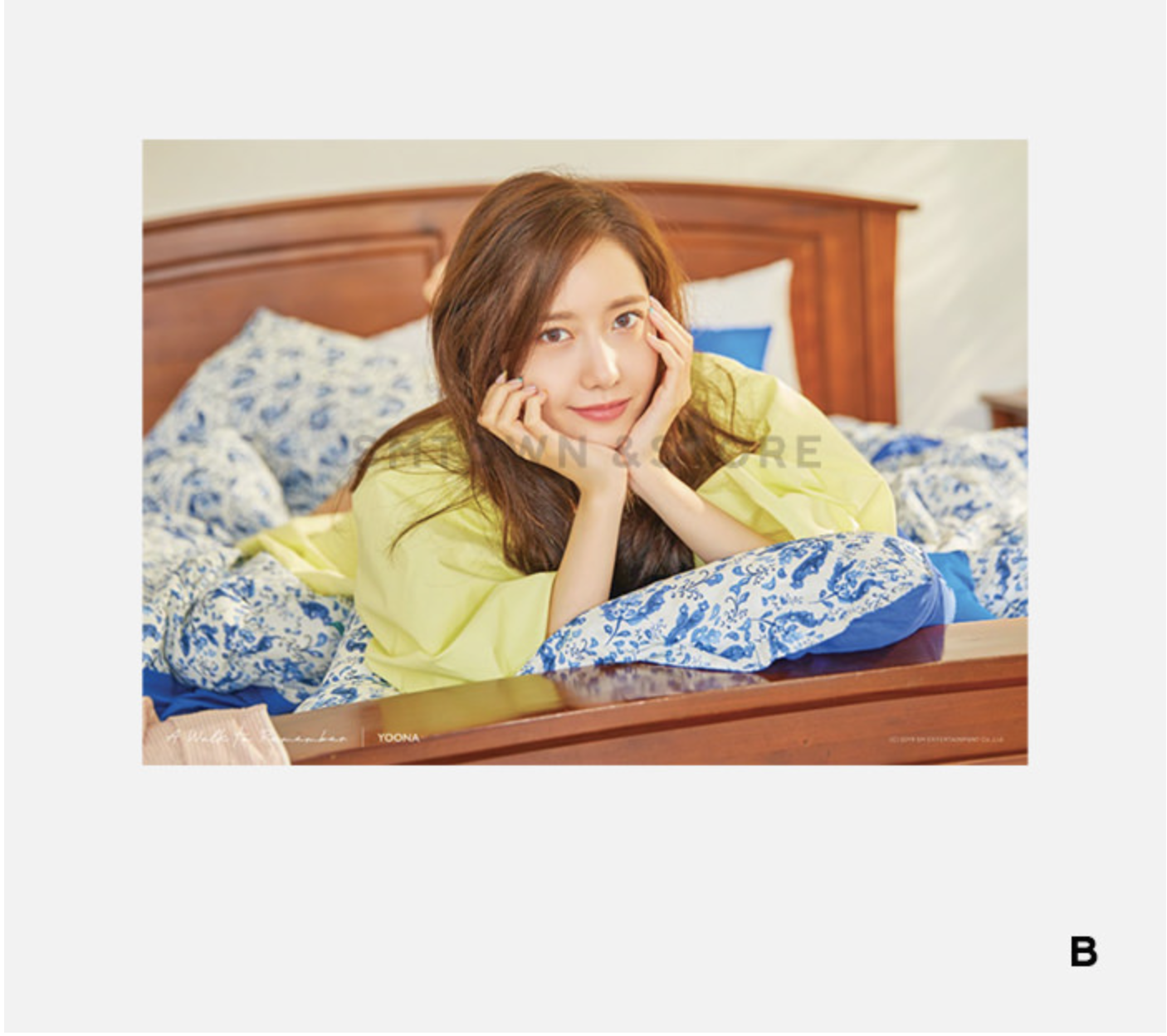 YOONA - A4 Photo แบบ B ver