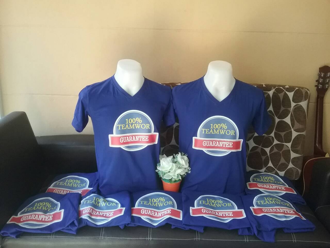 ผ้า Cotton 100% เบอร์ 30 เนื้อหนานุ่ม ทอพิเศษเฉพาะร้านเรา เสื้อกลุ่ม เสื้อรุ่น เสื้อทีม เสื้อโรงเรียน เสื้อแผนก เสื้อกีฬาสี