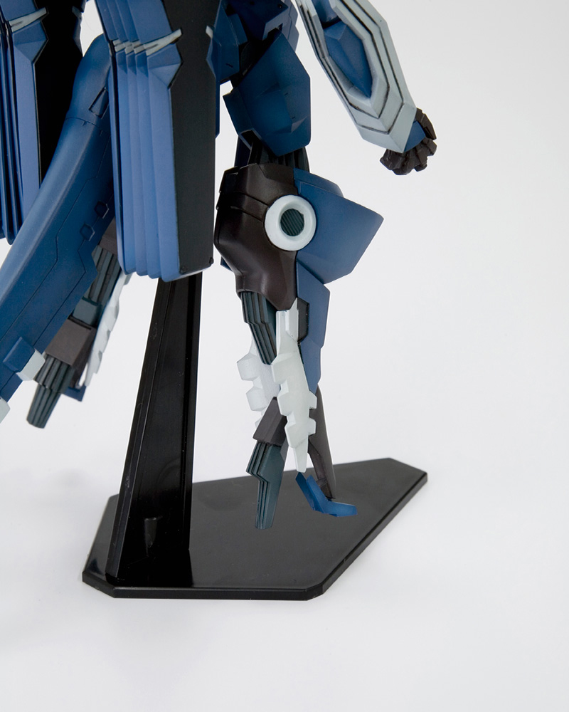 "Pre-Order" Kotobukiya 1/144 Linebarrels of Iron - VARDANT