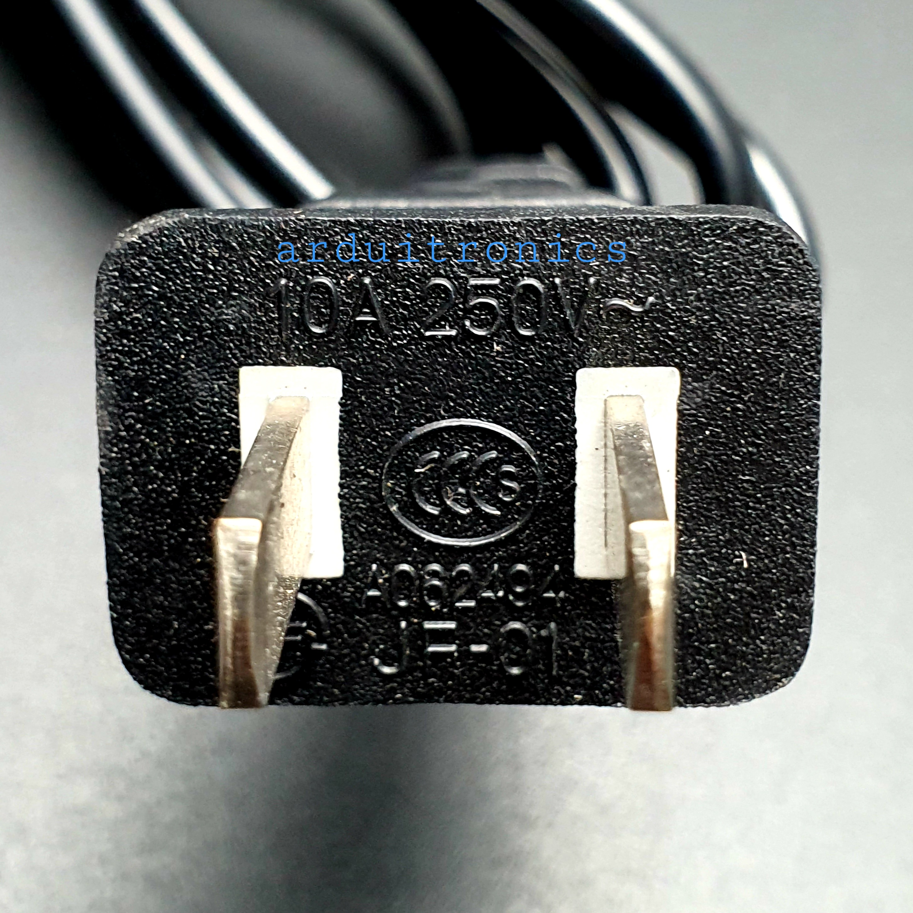 สายไฟพร้อมหัวปลั๊ก ขนาด2*0.5 ยาว1.5m 220V AC/DC 10A สายไฟแบบแบน