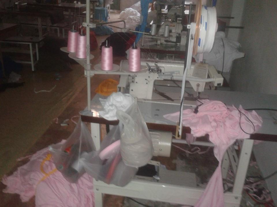 รับตัดเย็บเสื้อยืด เสือแฟชั่น ตามออเดอร์