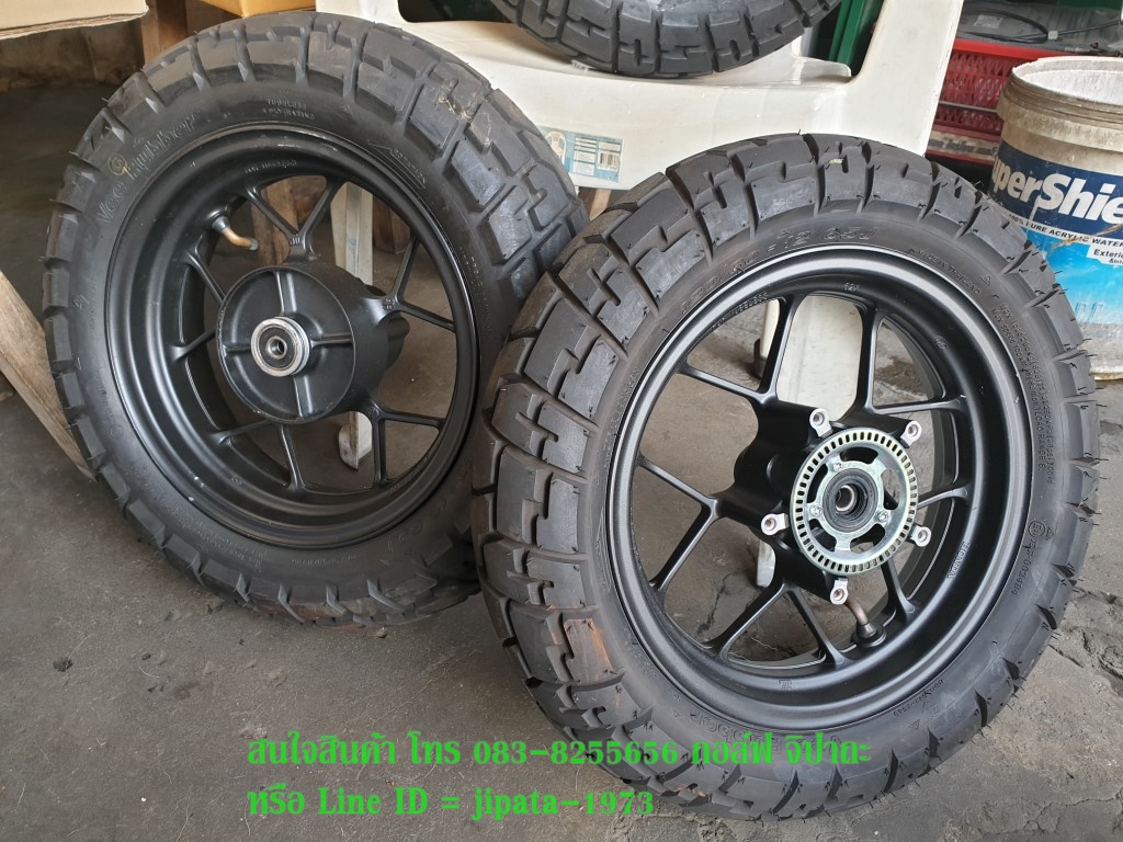 (Monkey) ชุดวงล้อแม็กพร้อมยาง Honda Monkey 125 i แท้ (สินค้ามือสอง สภาพ 95%)