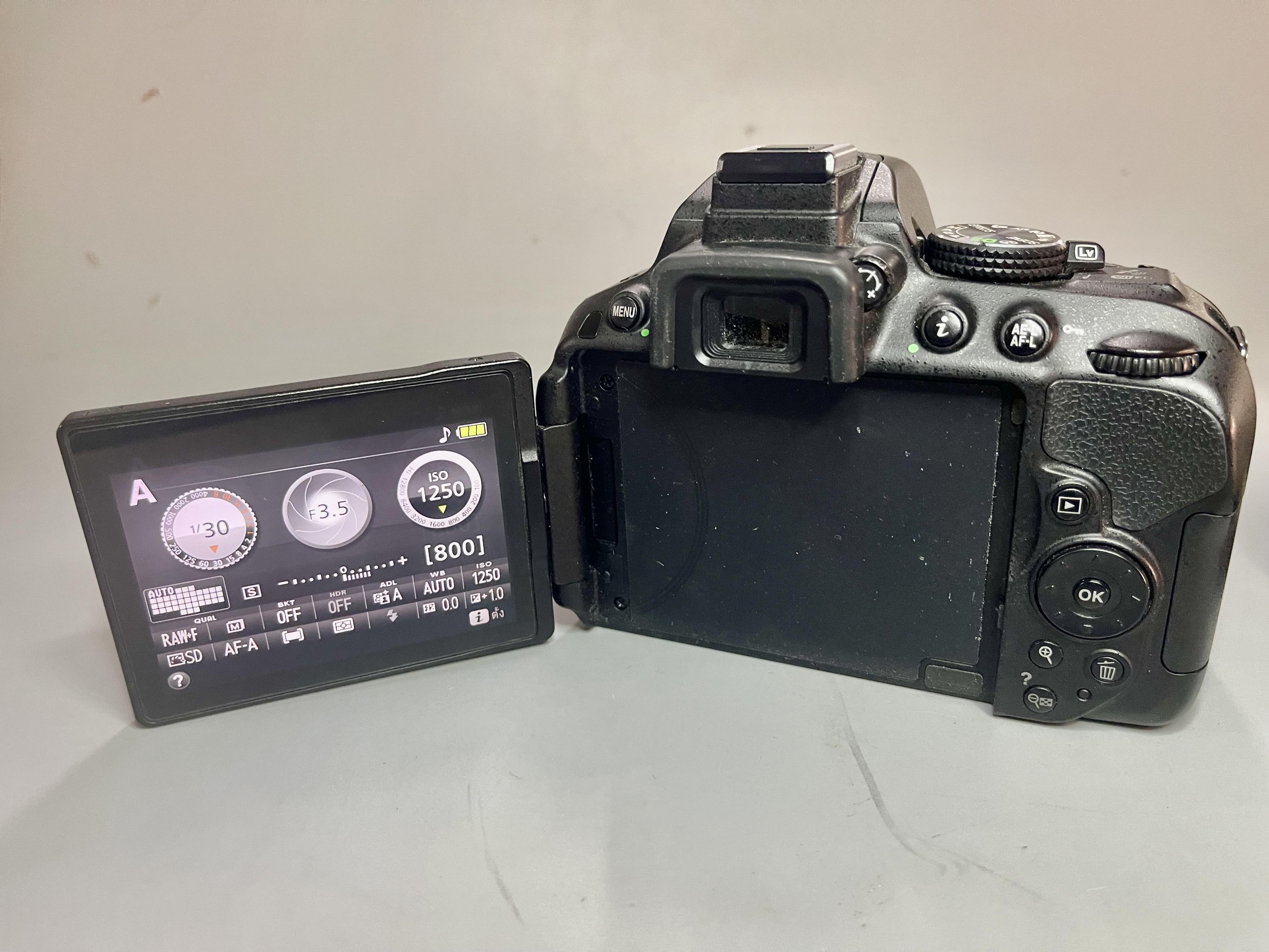 Nikon D5300 เลนส์ Nikon AF S 50mm f1.8 ชัตเตอร์ 6339 สภาพเหมือนใหม่