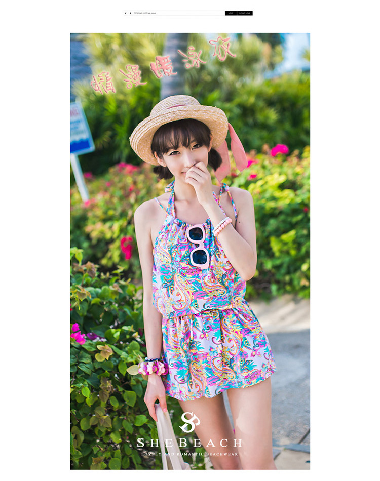 Pre-order ชุดบิกินี่ลาย Paisley พร้อมเดรสายเดี่ยวสวมทับ
