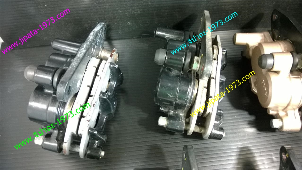 ปั๊มเบรคหน้าตัวล่าง Honda Wave 125 แท้ (ตำหนิ)