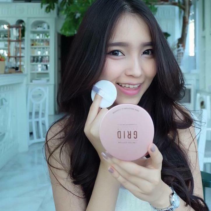 Grid Solution CC Cushion SPF50+ PA+++ กริด โซลูชั่น ซีซี คุชชั่นแป้งน้ำแร่ เกาหลี ปกปิดเนียนสนิท มี ให้เลือก 2 สี ตลับ ชมพู และ ดำ