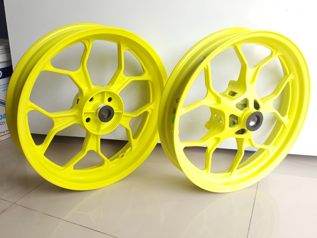 (Mslaz) ชุดวงล้อแม็ก หน้าหลัง Yamaha M-Slaz (สีเขียว) แท้ (ขายเป็นคู่)