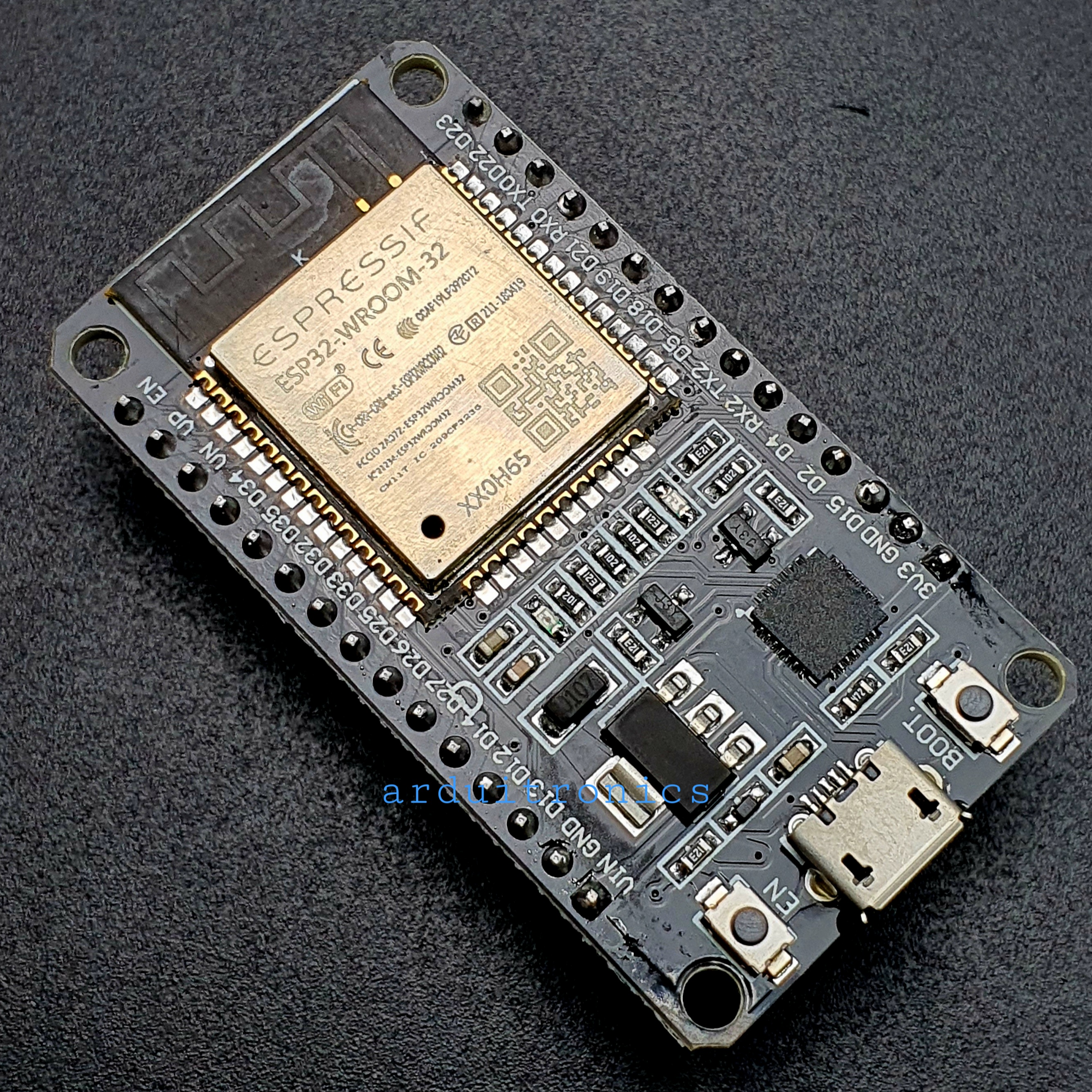 ESP32 (Auto upload) WiFi+Bluetooth ESP-32 ESP-32S ESP32 (CP2102) 30 pin