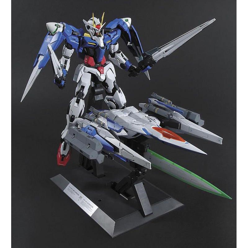 PG 1/60 GN-0000 00 Gundam + GNR-010 0 Raiser [00 Raiser]