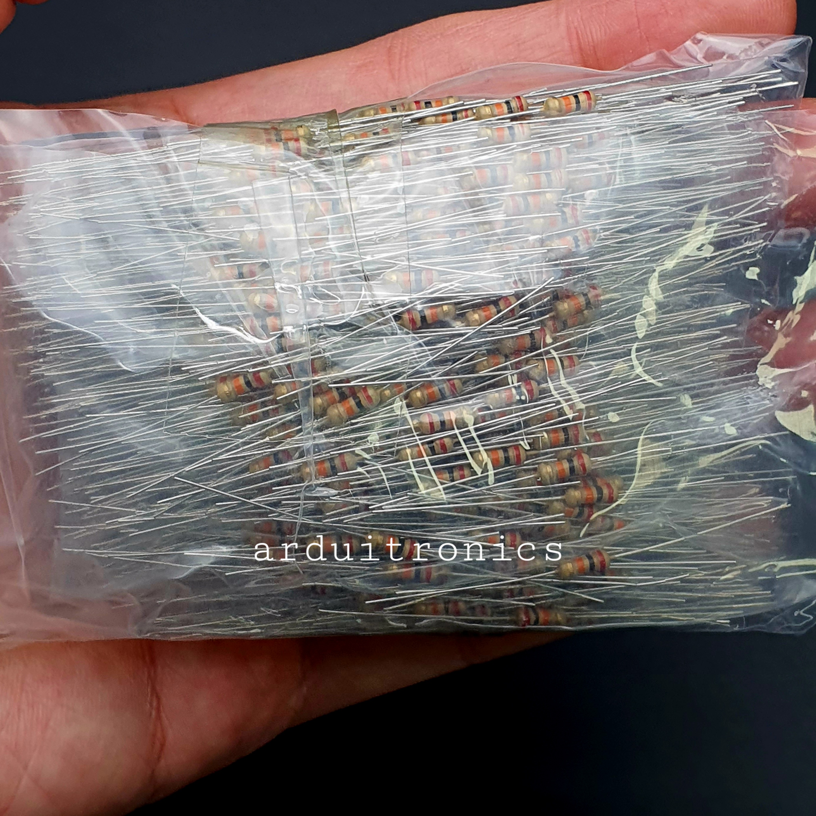 Resistor 20K Ohm (1/4 W +-5%) แพ็คละ 1000 ตัว