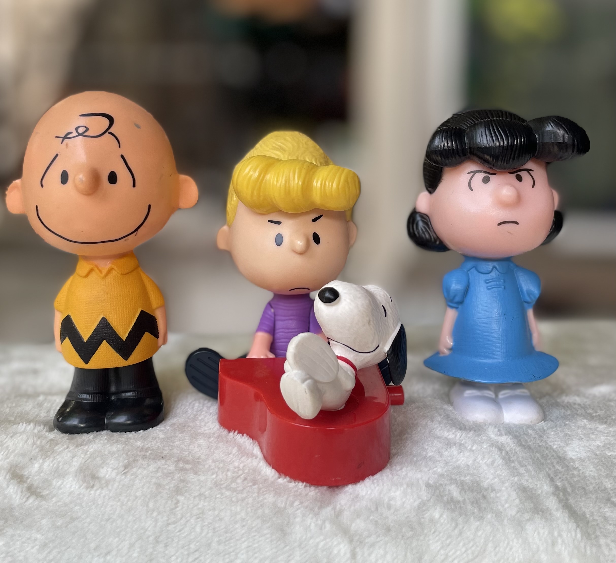 ￼3 ชิ้น ชาร์ลี สนู๊ปปี้ ตุ๊กตาแมคโดนัลด์ McDonald's 2015 Snoopy & Charlie Brown The Peanuts Movie