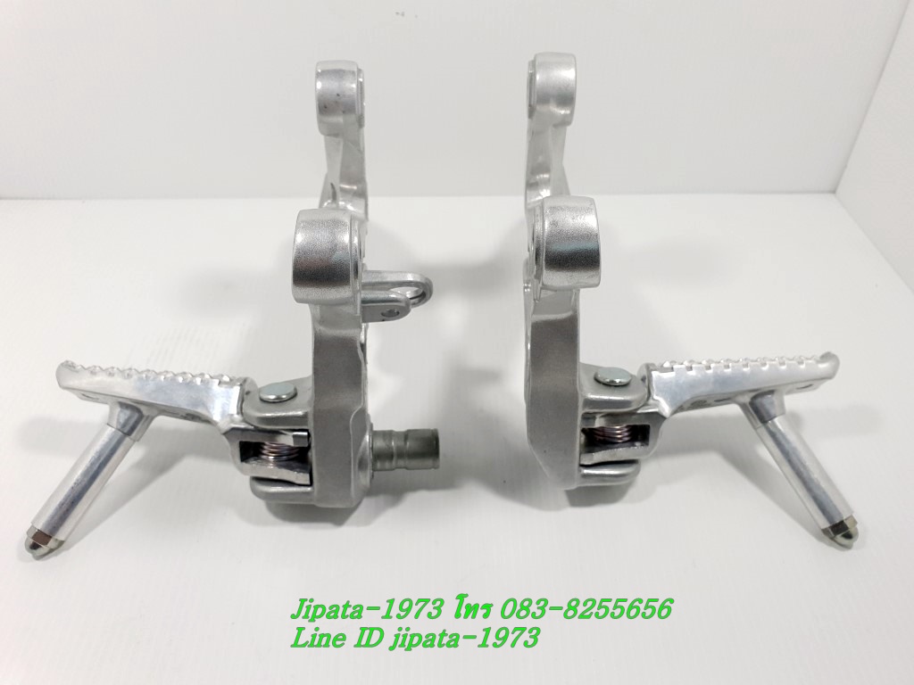 (CB500X) ชุดขายึดพักเท้าหน้า Honda New CB500X ปี 2021 แท้ (ขายเป็นคู่)