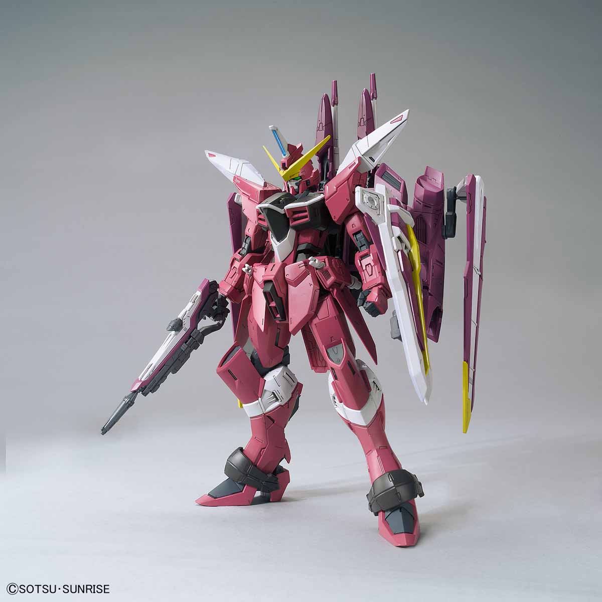 MG 1/100 ZGMF-X09A Justice Gundam