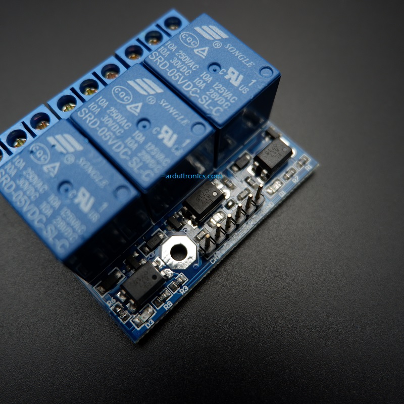 3 Channel Relay Module 5V 10A (หัวรีเลย์ยี่ห้อ Songle รุ่น SRD-05VDC-SL-C)