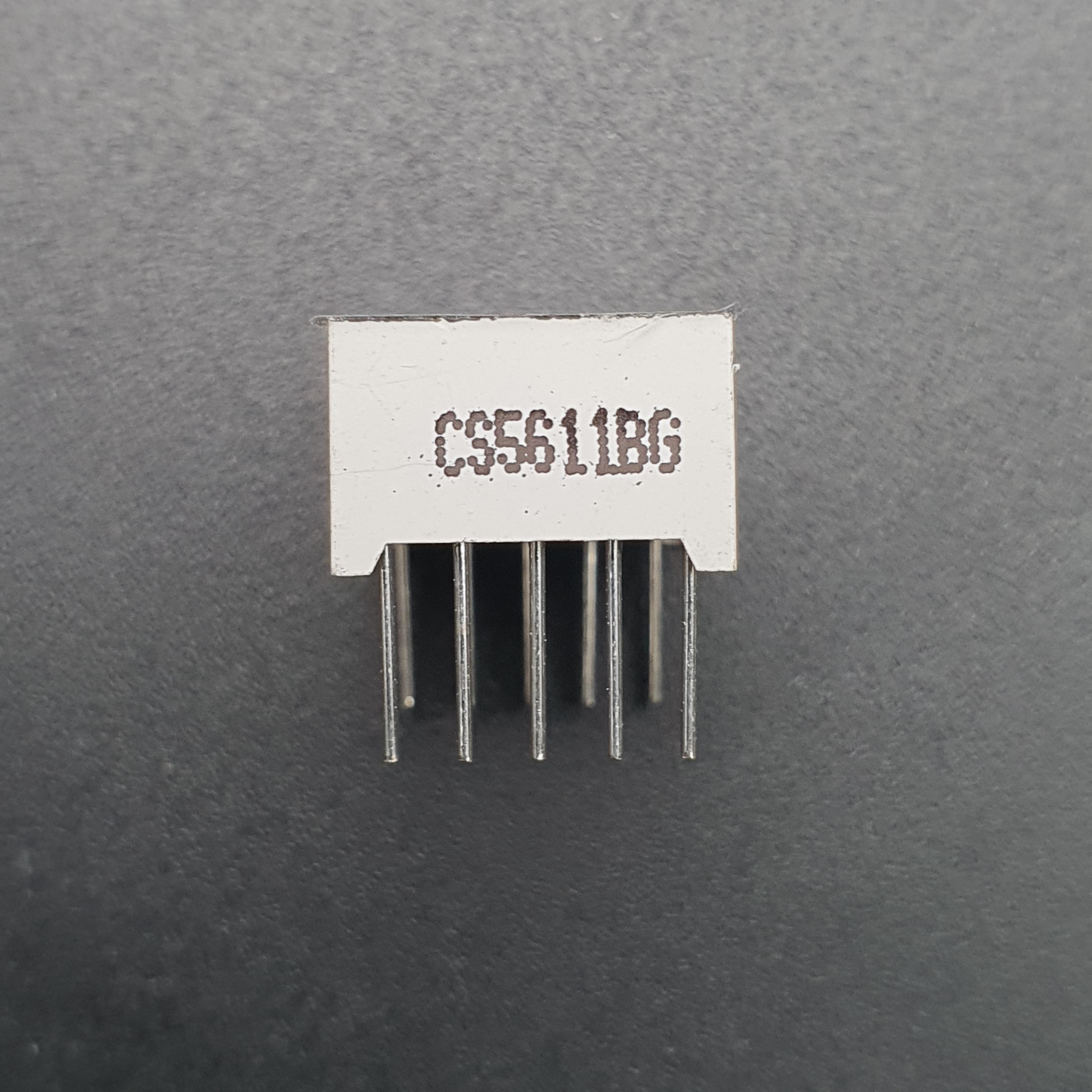 0.56 inch Seven Segment 1 Digit Yellow Green (Common Anode) 12.7 x 19.1 x 8.1mm - 5161BG (CS5611BG)