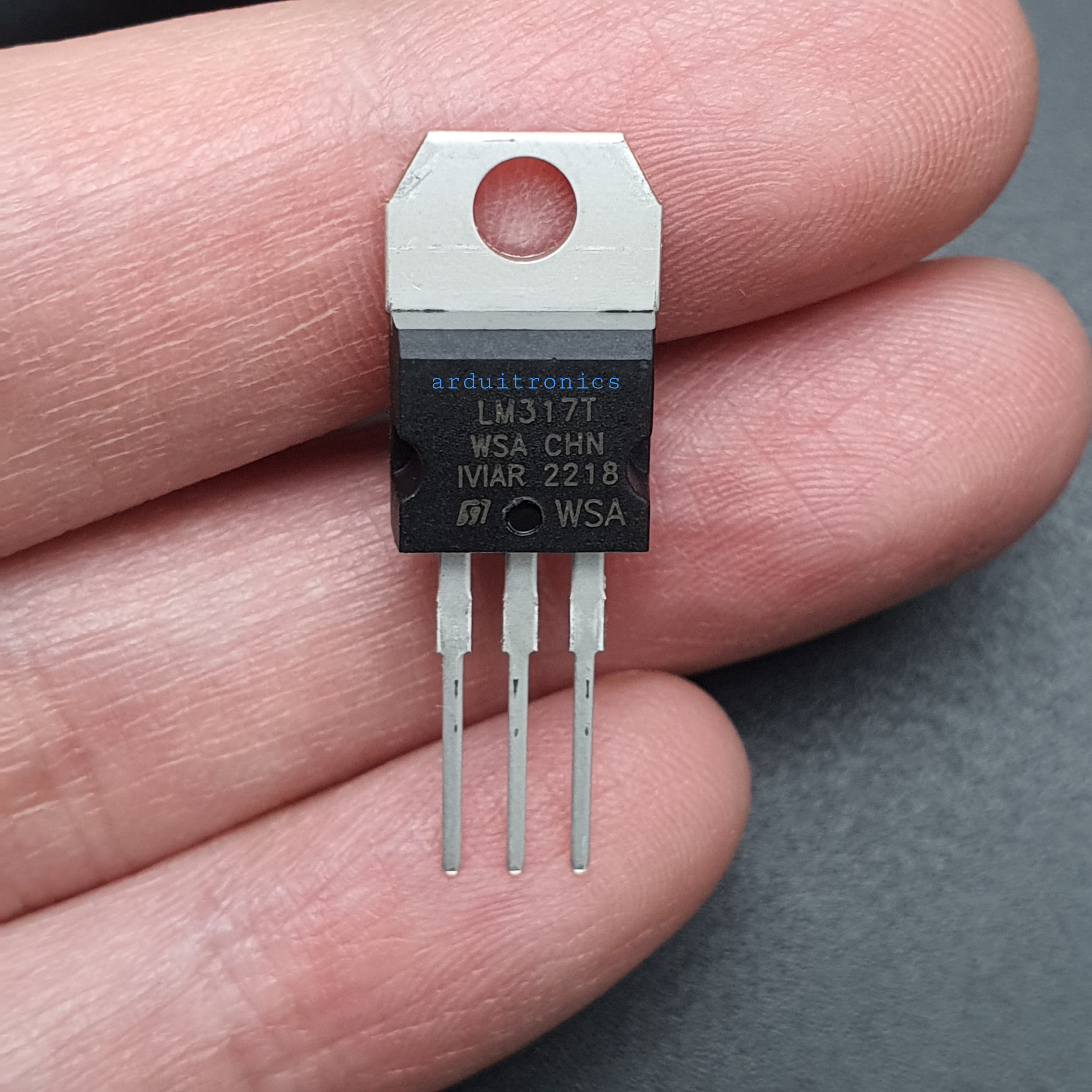 LM317 LM317T Voltage IC Regulator