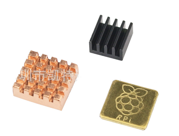 Raspberry Pi 3B+ Heat Sink Set for Raspberry Pi with Logo (3 ชิ้น) - มี 1 ชิ้นเป็นสีดำ