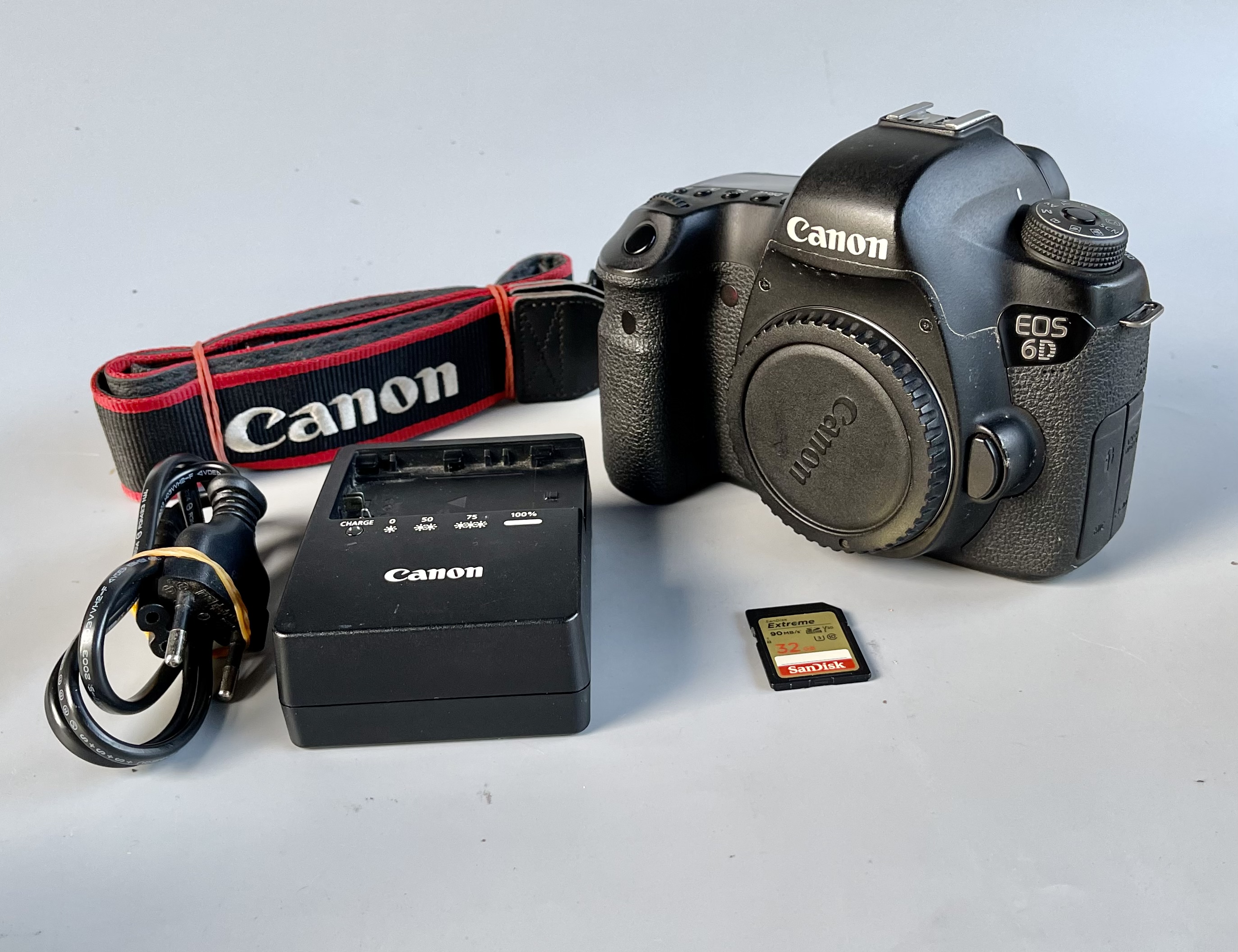 Canon EOS 6D(บอดี้) กล้อง DSLR full frame ราคาประหยัด