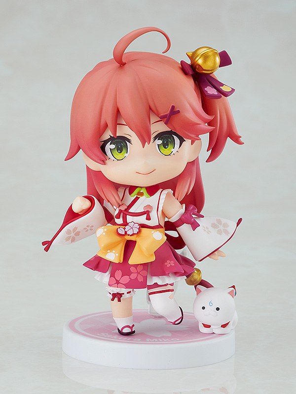 "Pre-Order" [1722] Nendoroid Sakura Miko