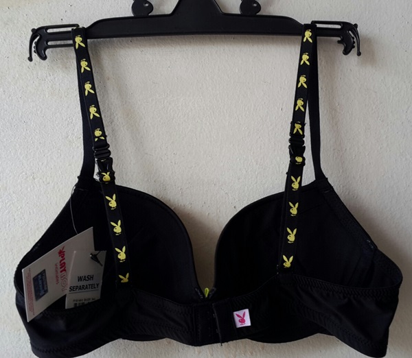 เสื้อชั้นในสตรีPlayboy