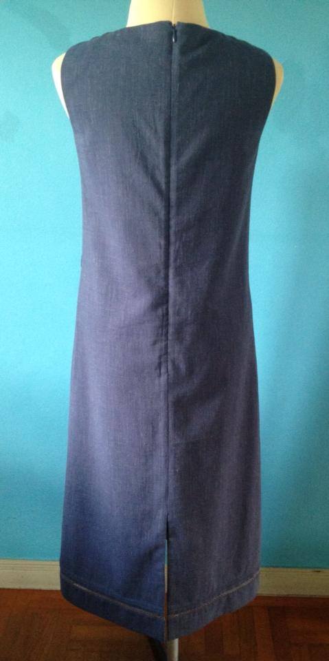 เดรสสียีนส์ปักเลื่อม ซัพในงานเนี้ยบ Made in Korea ของใหม่ สต้อคเกาหลี Size M