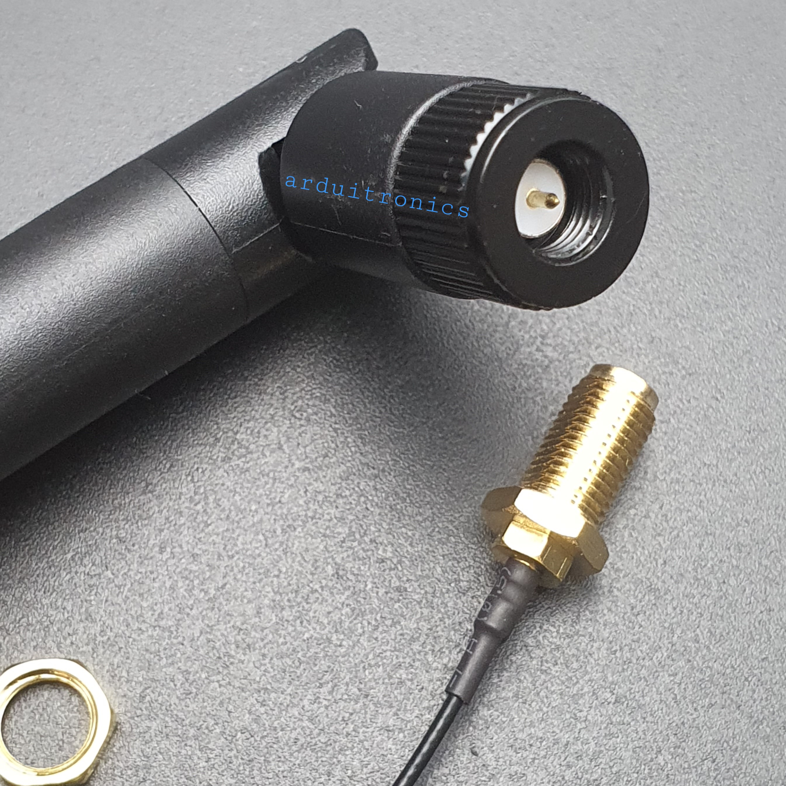 เสาอากาศความถี่ 2.4GHz 5dBi Omni WiFi Antenna with Cable (2.4 - 2.5 GHz)