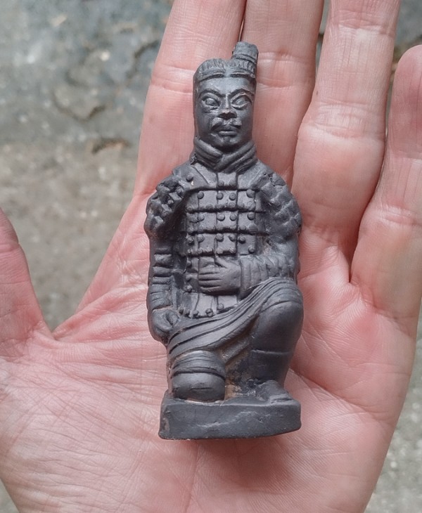 4ชิ้น ทหารจีนโบราณ ดินเผา ประมาณ 10-12 ซ.ม