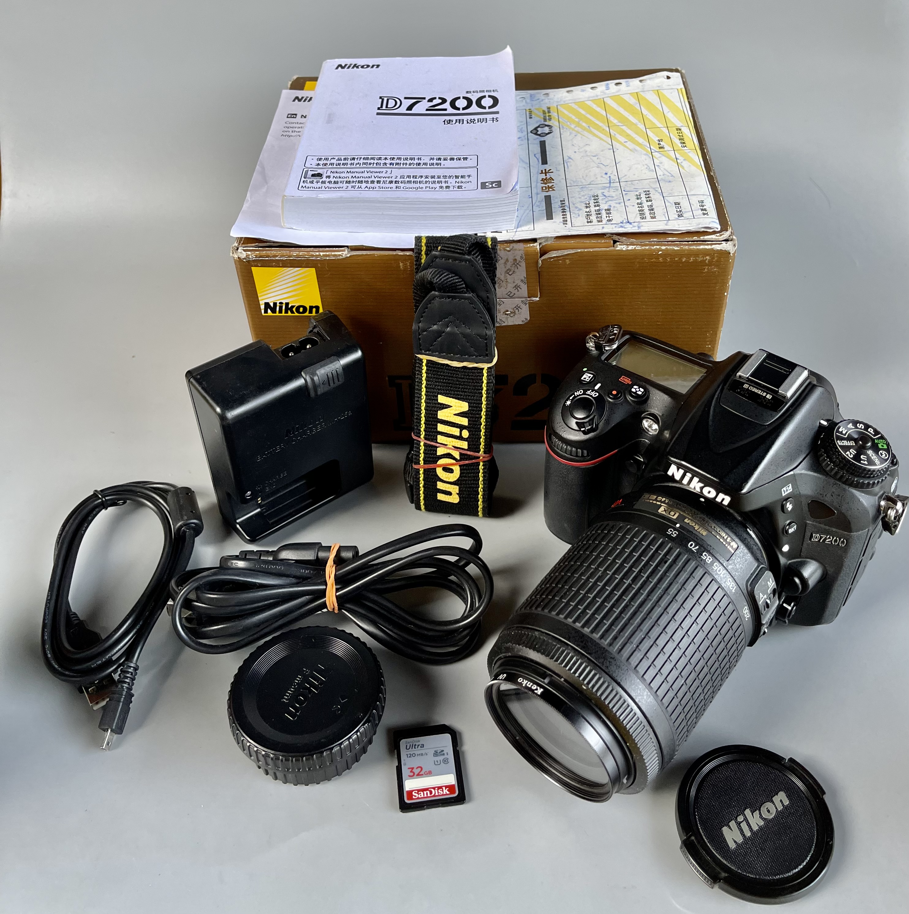 ขายNikon D7200 พร้อมเลนส์ Nikon AF S NIKKOR 55 200mm f4-5.6G ED DX VR Zoom สภาพสวยชัตเตอร์ 24888