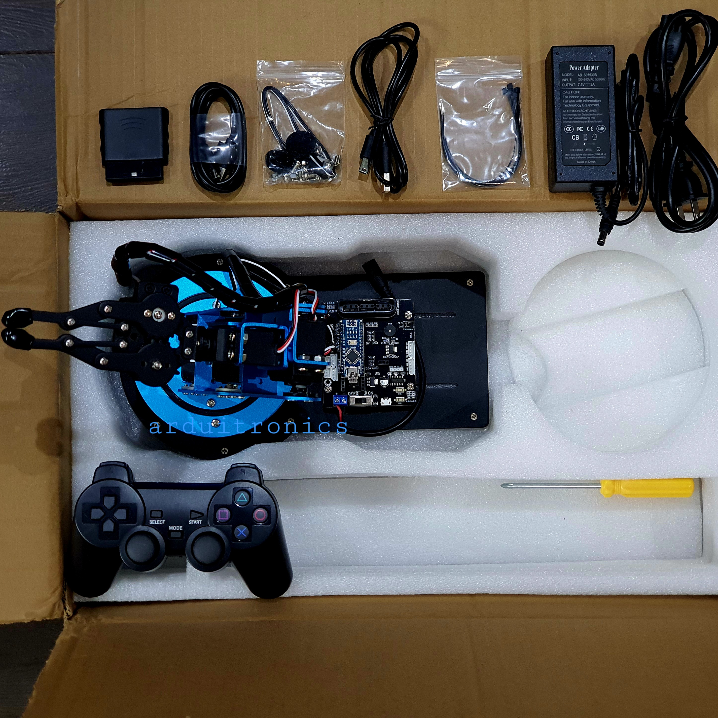 6-DOF Robotic Arm (Controller and Parts Assembled) + Free PS2 Controller แขนหุ่นประกอบแล้วมีรีโมทพร้อมใช้