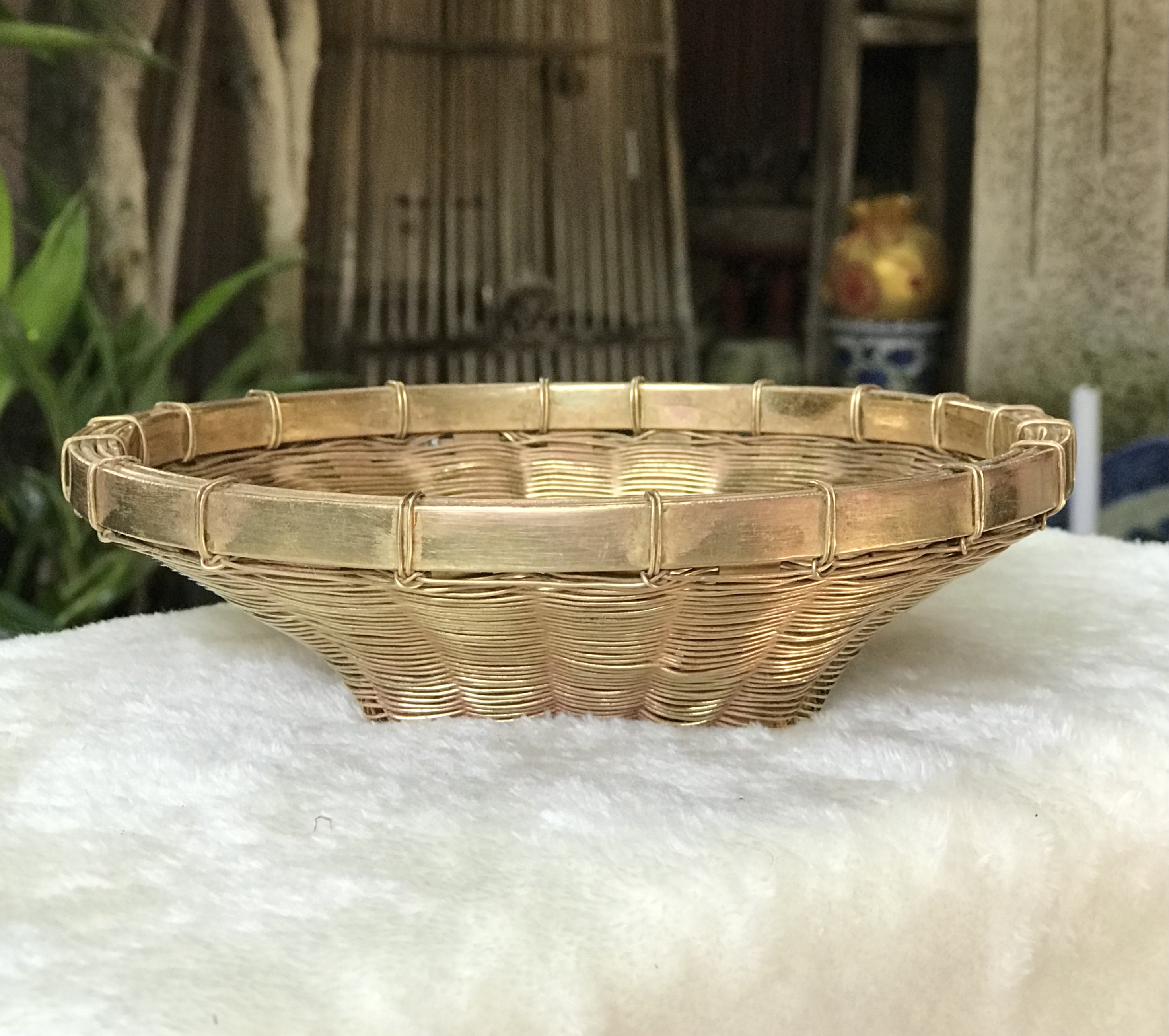 Antique Brass ตะกร้า กระจาดทองเหลืองสาน งานเก่าน้ำหนัก 300 กรัม ขนาดกว้าง 6 นิ้ว สะสม ตั้งโชว์ตกแต่งบ้าน