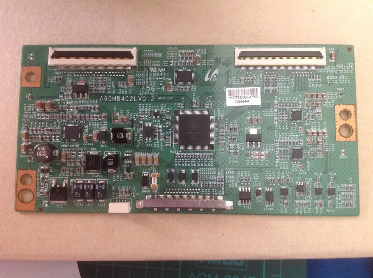 T-CON Ect 1 : TOSHIBA 40AV700T