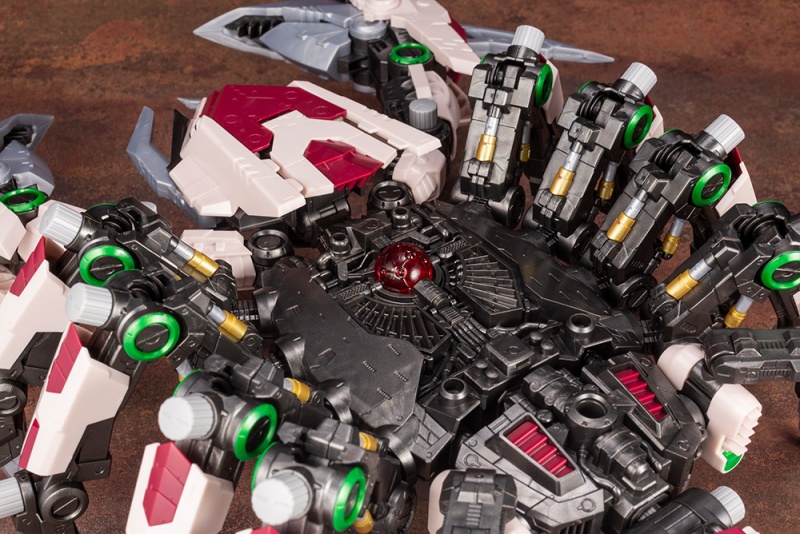 "Pre-Order" HMM Zoids 1/72 EZ-036 Death Stringer ZS