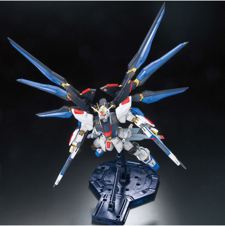 MG 1/100 ZGMF-X20A Strike Freedom Gundam Full Burst Mode