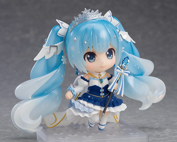 "Pre-Order" [1000] Nendoroid Snow Miku: Snow Princess Ver.