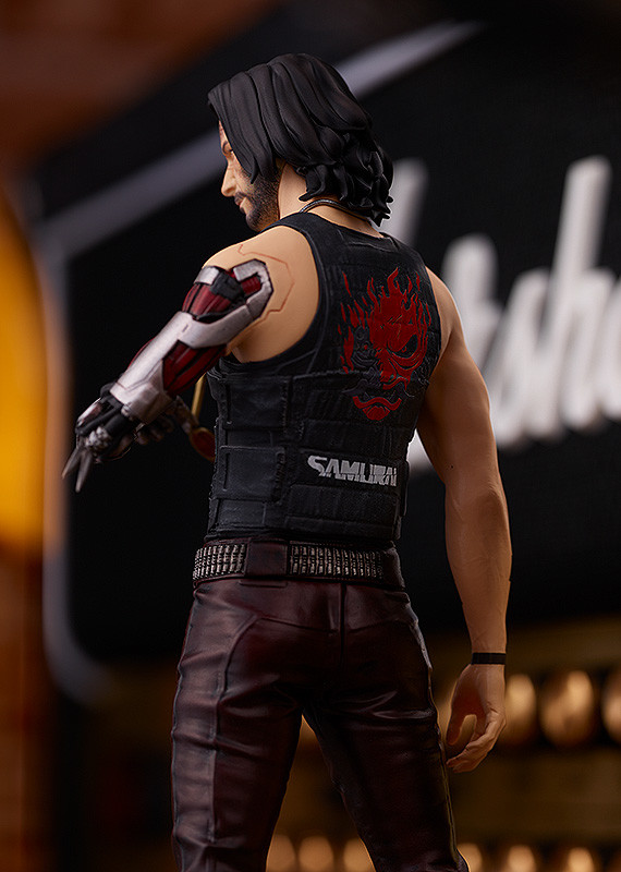 "Pre-Order" POP UP PARADE Johnny Silverhand