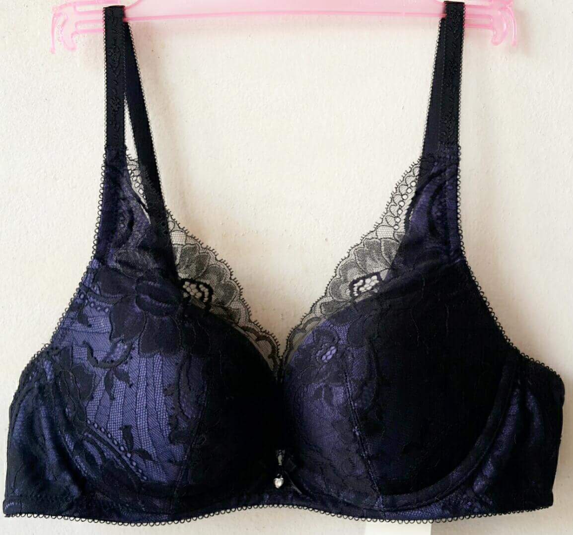 เสื้อชั้นในไทรอัมพ์ - Memory crushion