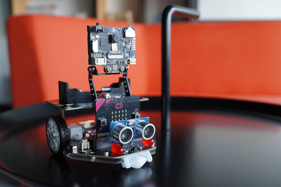 micro:Maqueen Plus V2 (18650 Battery) with micro:Maqueen Mechanic - แท้จาก DFRobot