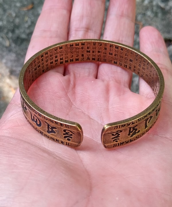 กำไลทองเหลือง สไตล์วินเทจ ปรับได้ สวมใส่สบาย