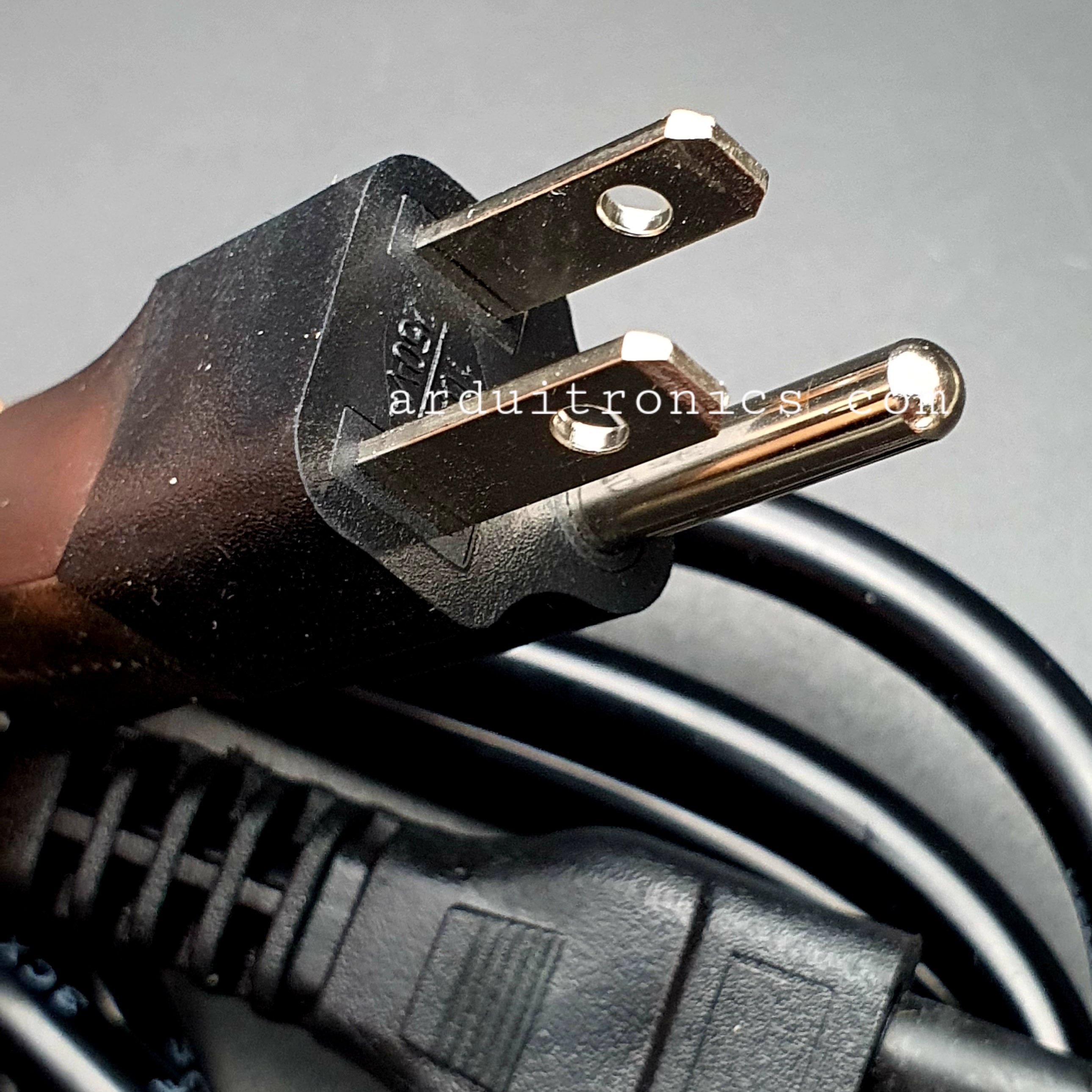 สายต่อ power adapter (Notebook) แบบ 3 หัว ยาว 1.5m Round Socket