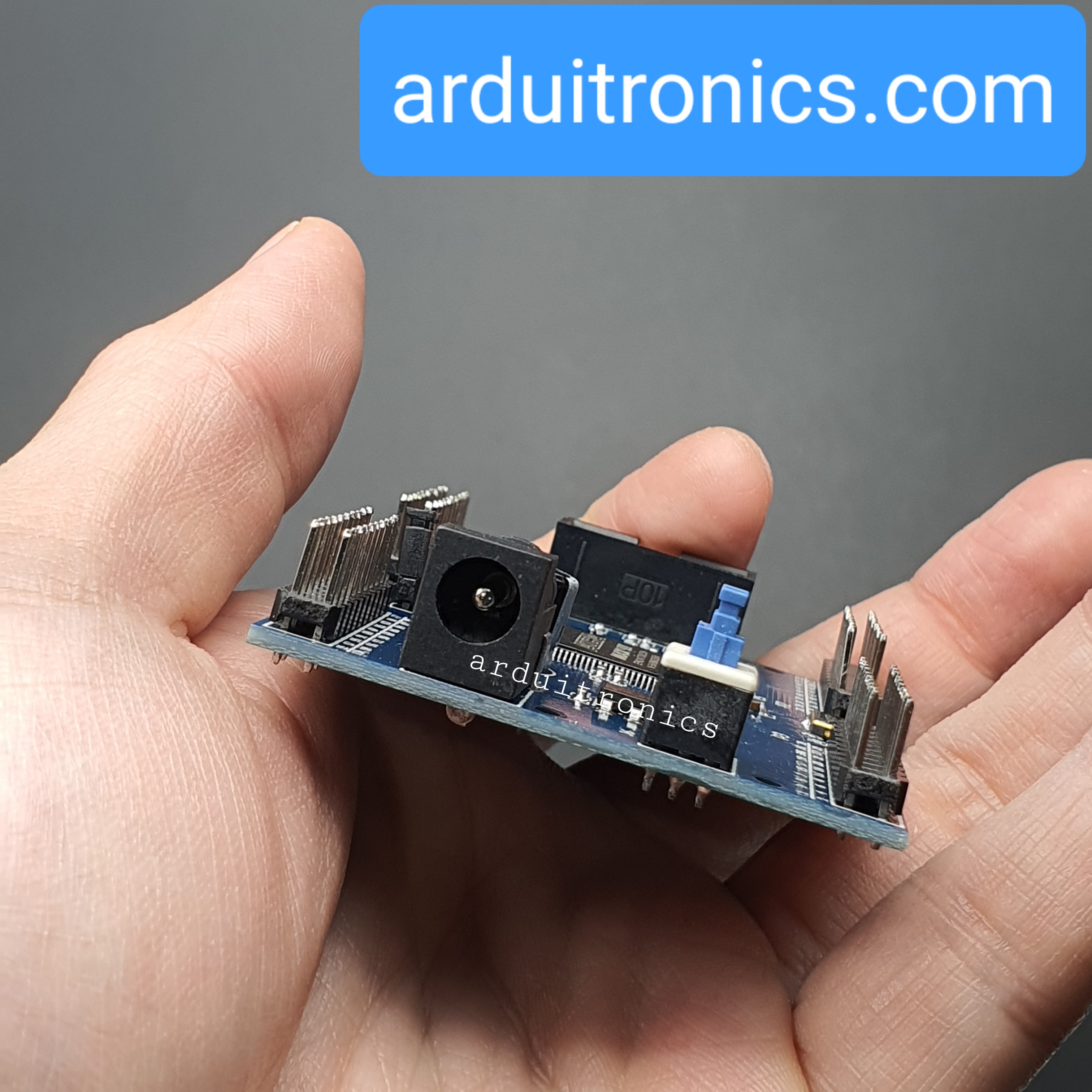 Altera MAXII (EMP240) CPLD Development Board