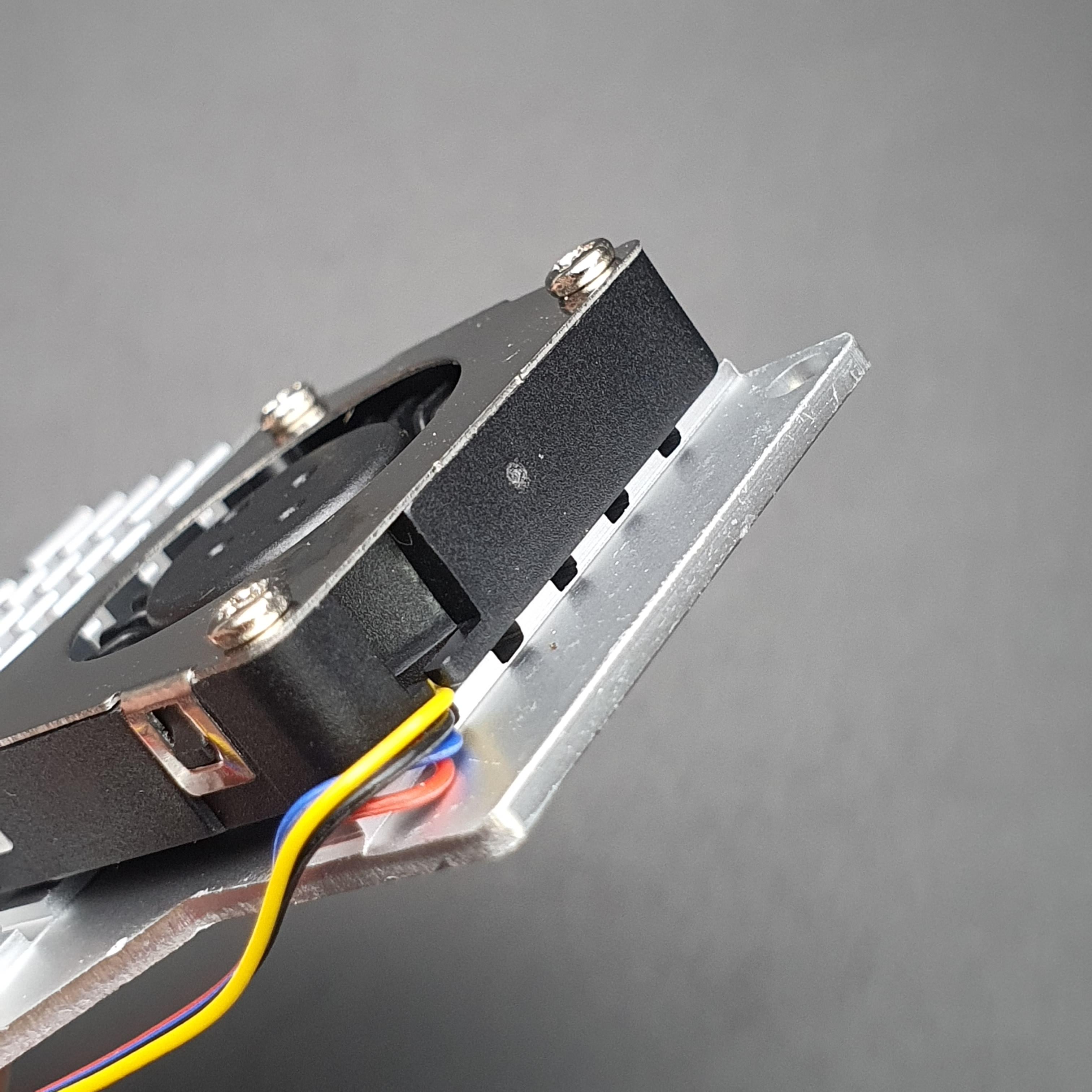 Raspberry Pi 5 Active Cooling Fan With Aluminum Radiator Heat Sink - สีเงินและพัดลมสีดำ