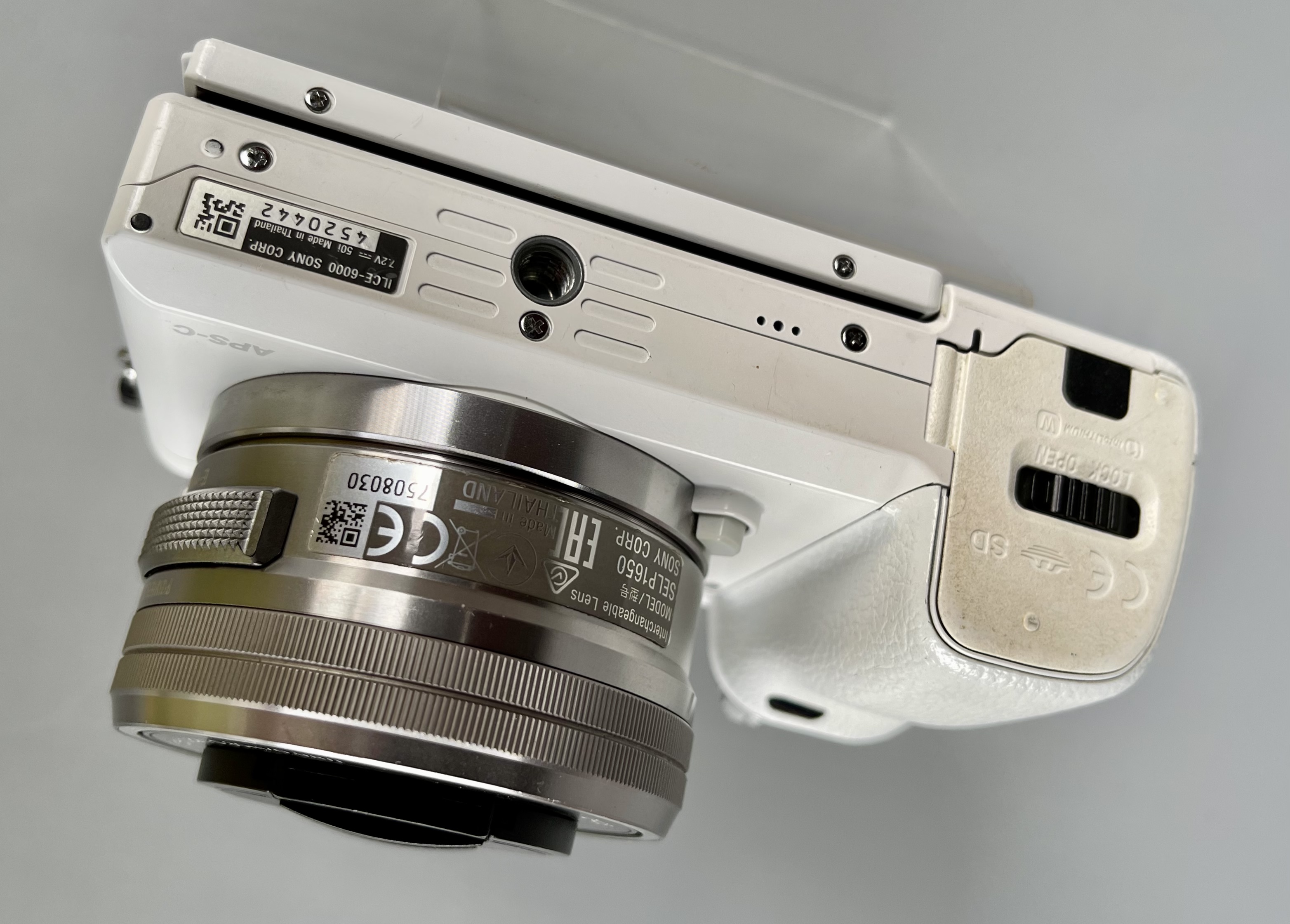 ขาย Sony A6000 พร้อมเลนส์ 16-50 OSS ชัตเตอร์น้อย 16537 สภาพสวยใช้น้อย