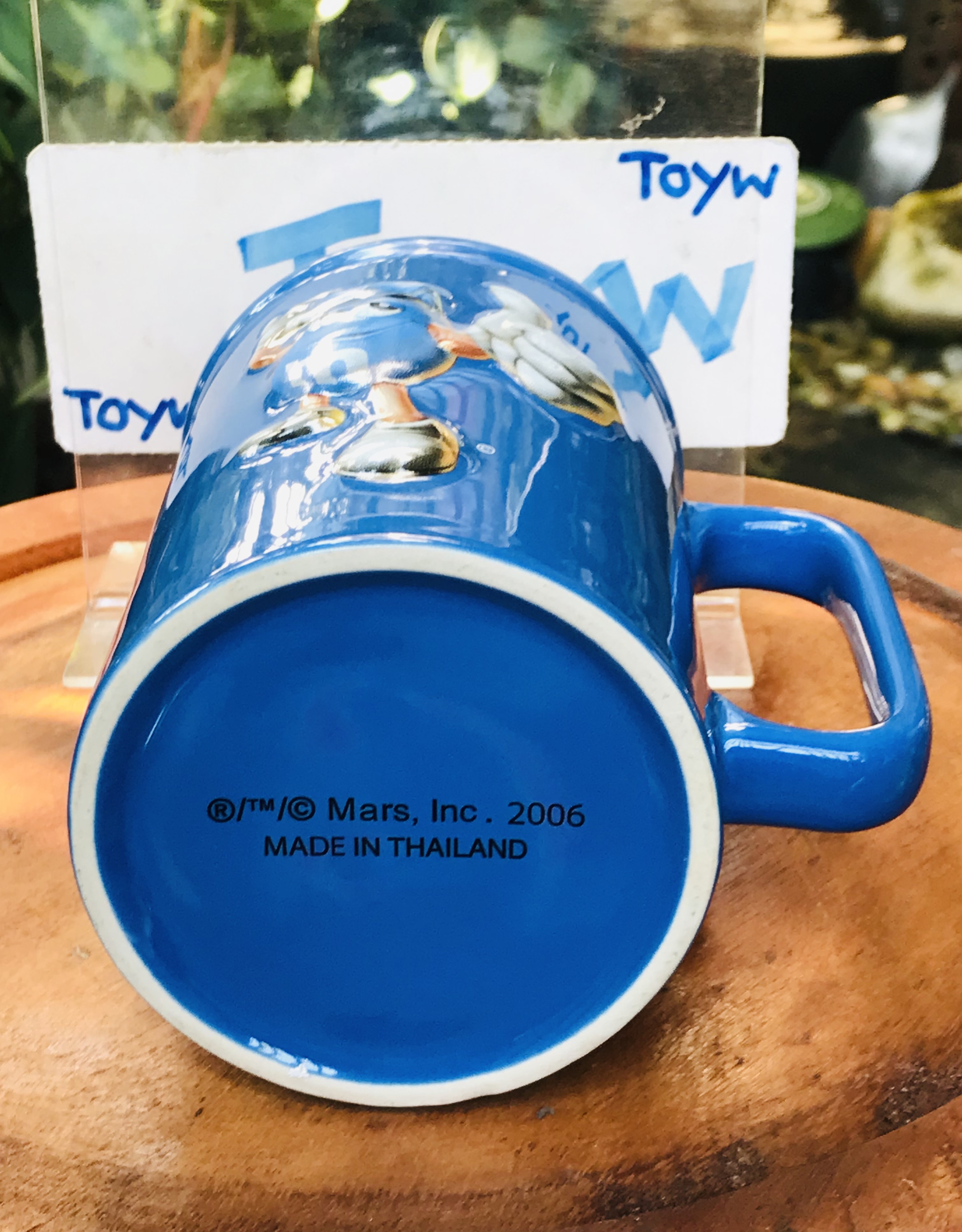 ใบละ 490 บาท ส่งต่องานสะสม Ceramic Mug แก้วมัคเซรามิค M&M ปี 2006 ลายปั๊มนูน